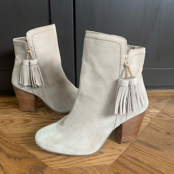 Hush Puppies Suede Tassel Boots Size 6.5 - Picture 4 of 6